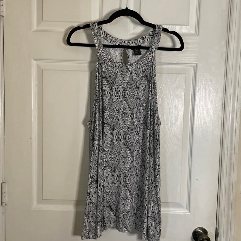 Sleeveless Top